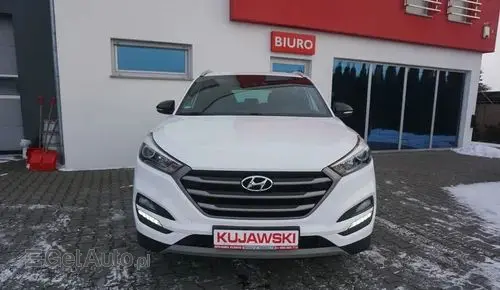 HYUNDAI Tucson 