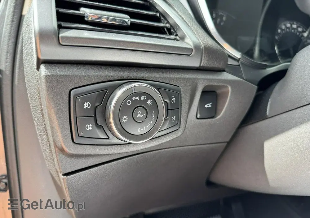 FORD Mondeo 2.0 TDCi Titanium PowerShift