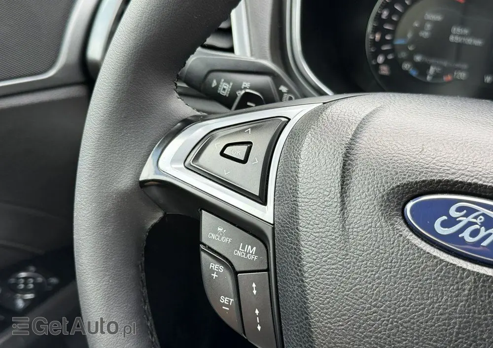 FORD Mondeo 2.0 TDCi Titanium PowerShift