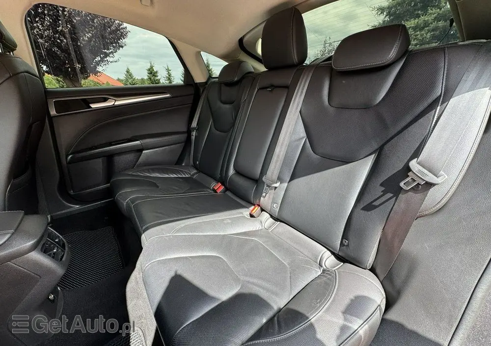 FORD Mondeo 2.0 TDCi Titanium PowerShift