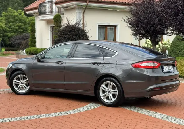 FORD Mondeo 2.0 TDCi Titanium PowerShift