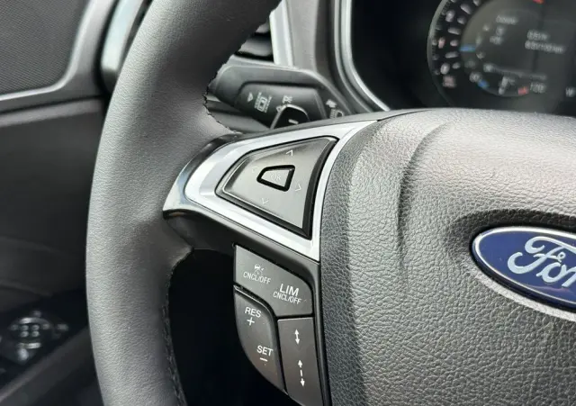 FORD Mondeo 2.0 TDCi Titanium PowerShift