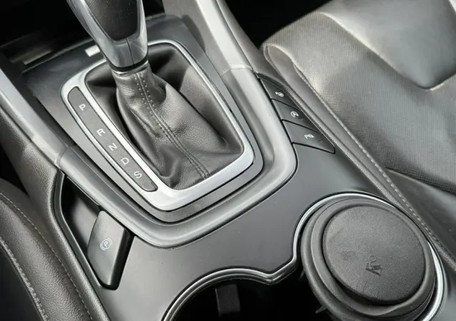 FORD Mondeo 2.0 TDCi Titanium PowerShift