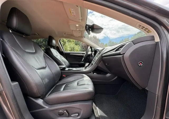 FORD Mondeo 2.0 TDCi Titanium PowerShift