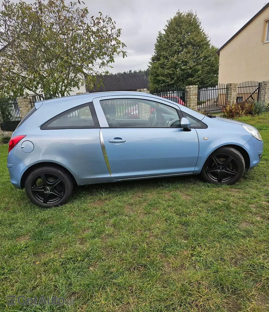 OPEL Corsa 