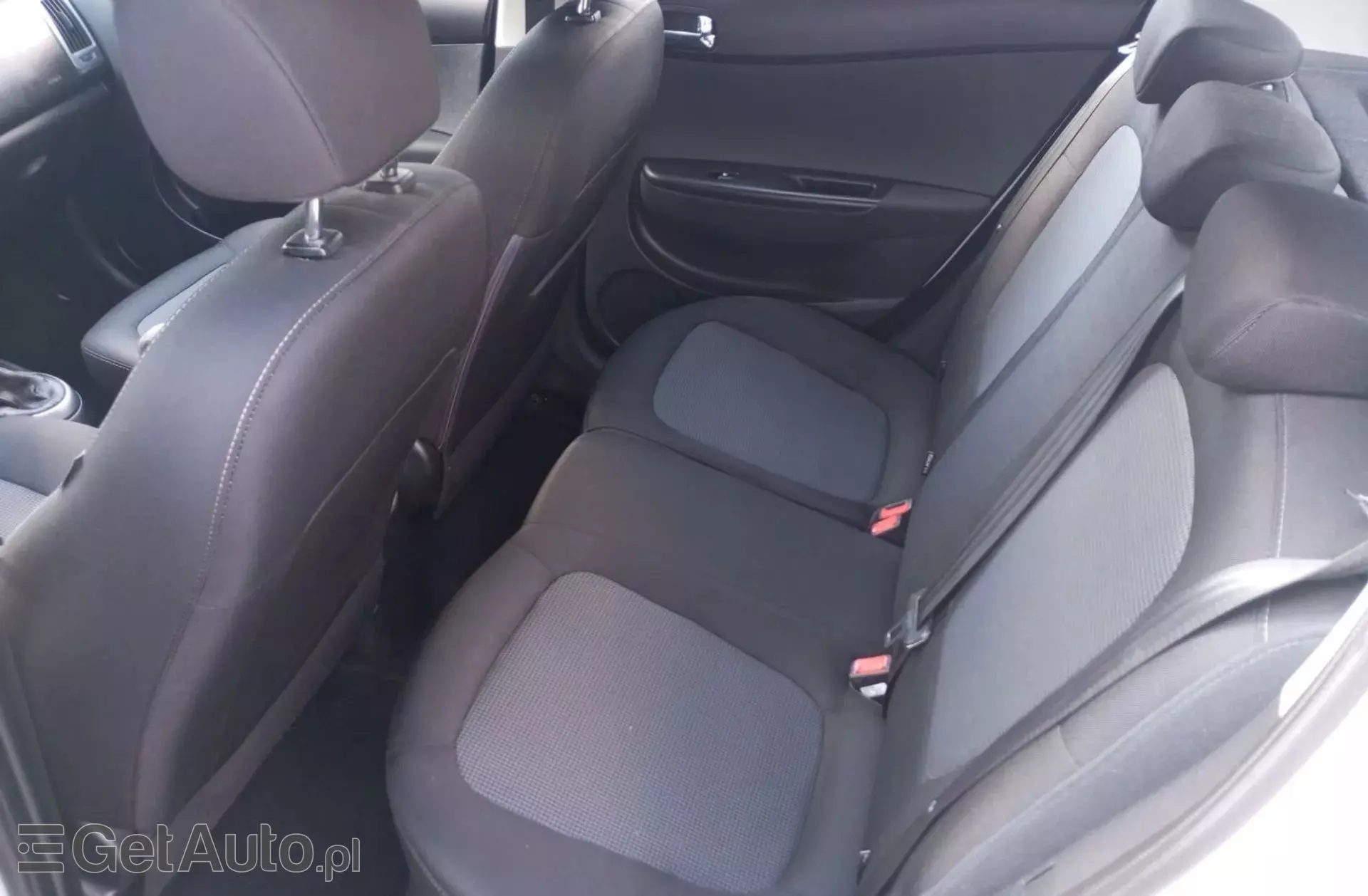 HYUNDAI I20 1.4 CRDi (90 KM)