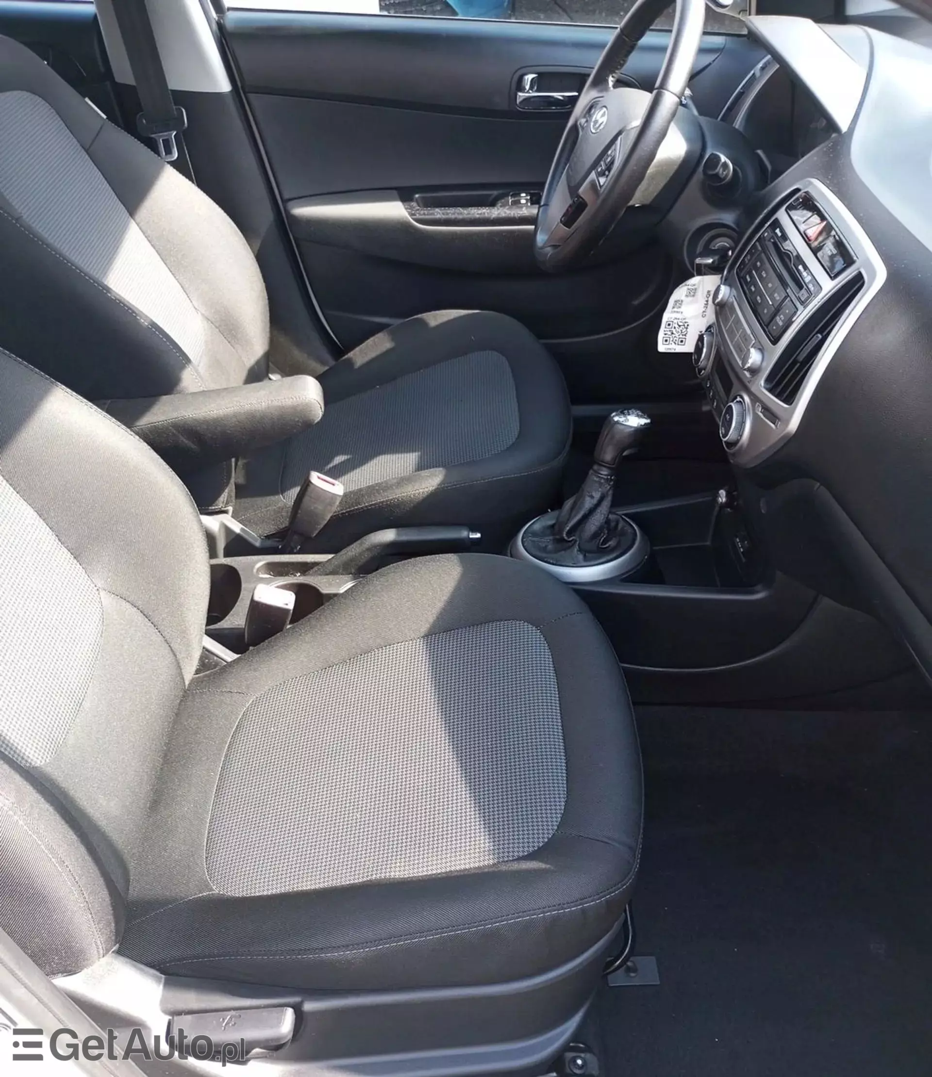 HYUNDAI I20 1.4 CRDi (90 KM)