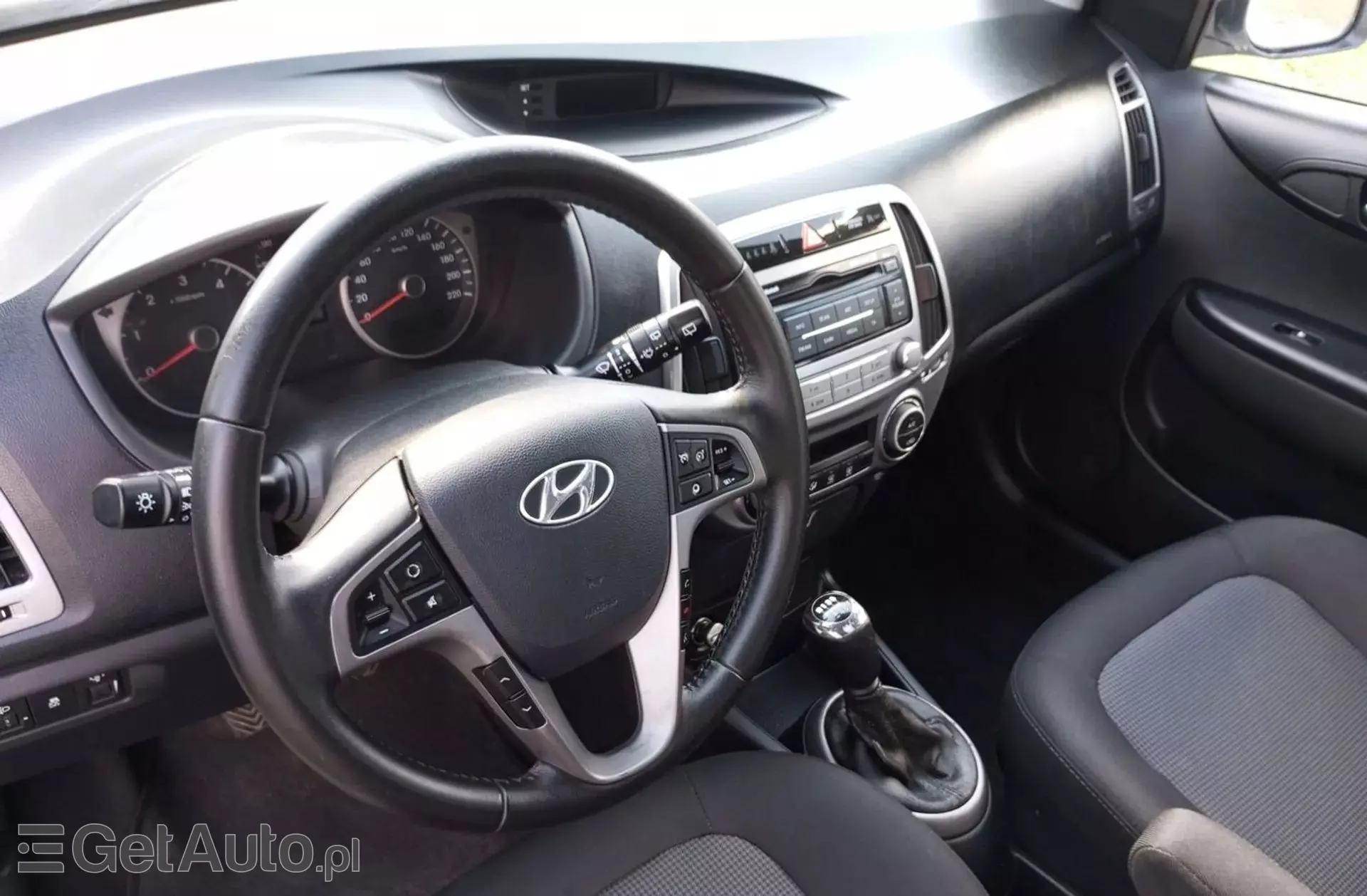 HYUNDAI I20 1.4 CRDi (90 KM)