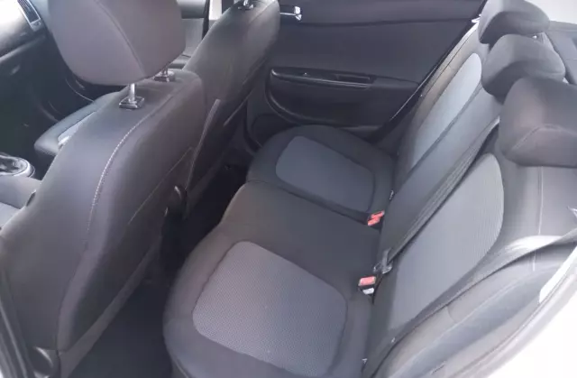 HYUNDAI I20 1.4 CRDi (90 KM)