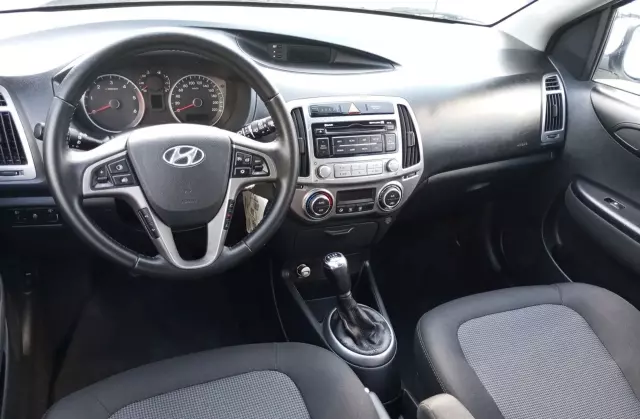 HYUNDAI I20 1.4 CRDi (90 KM)
