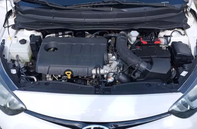 HYUNDAI I20 1.4 CRDi (90 KM)