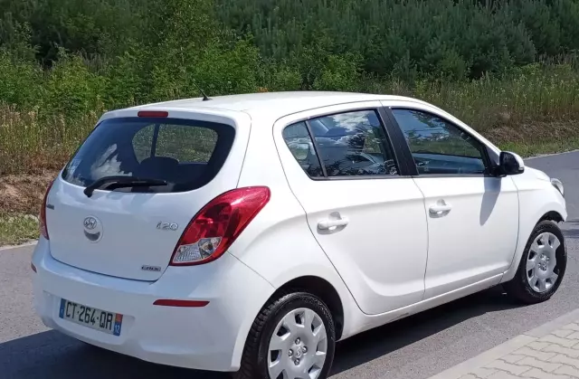 HYUNDAI I20 1.4 CRDi (90 KM)