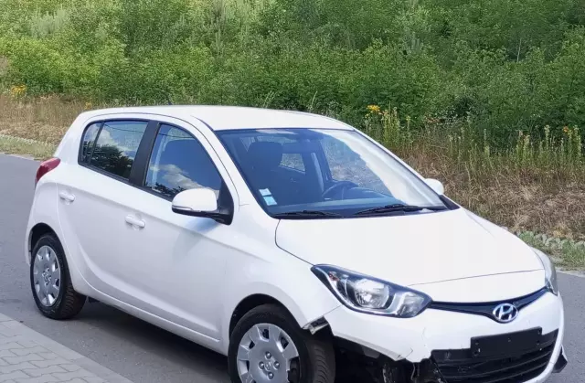 HYUNDAI I20 1.4 CRDi (90 KM)