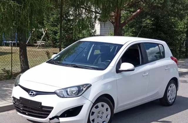 HYUNDAI I20 1.4 CRDi (90 KM)