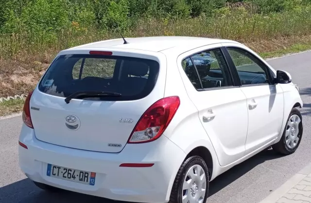 HYUNDAI I20 1.4 CRDi (90 KM)