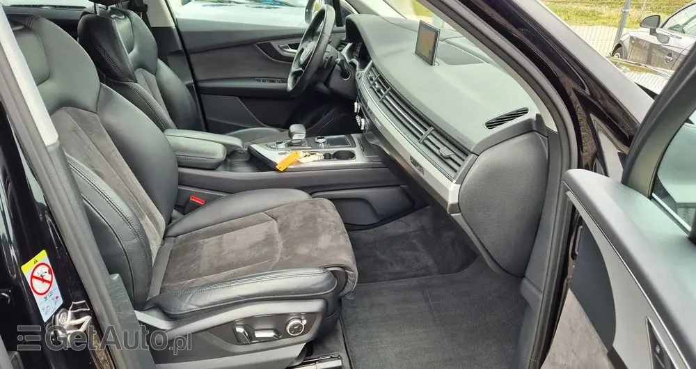 AUDI Q7 3.0 TDI Quattro Tiptronic