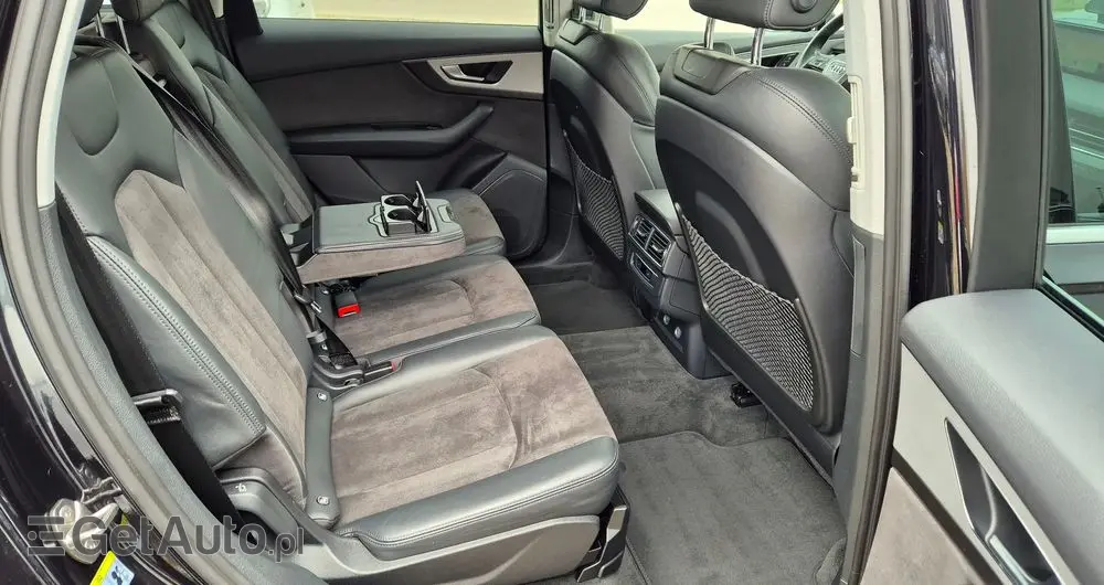 AUDI Q7 3.0 TDI Quattro Tiptronic