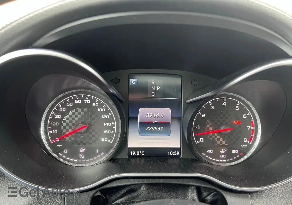 MERCEDES-BENZ Klasa C AMG 43 4Matic 9G-TRONIC