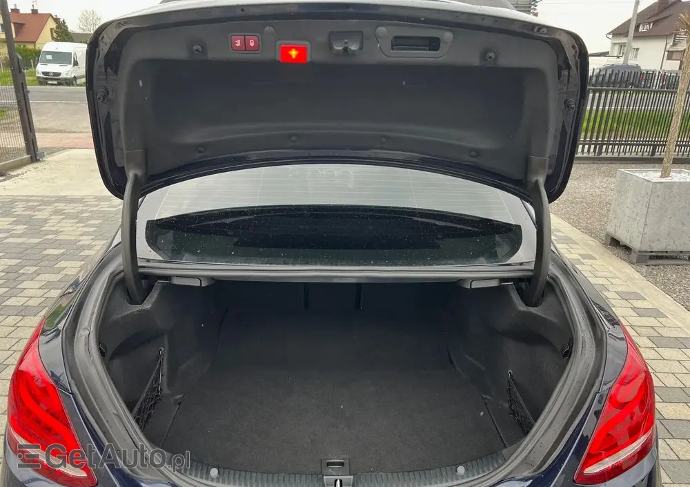 MERCEDES-BENZ Klasa C AMG 43 4Matic 9G-TRONIC