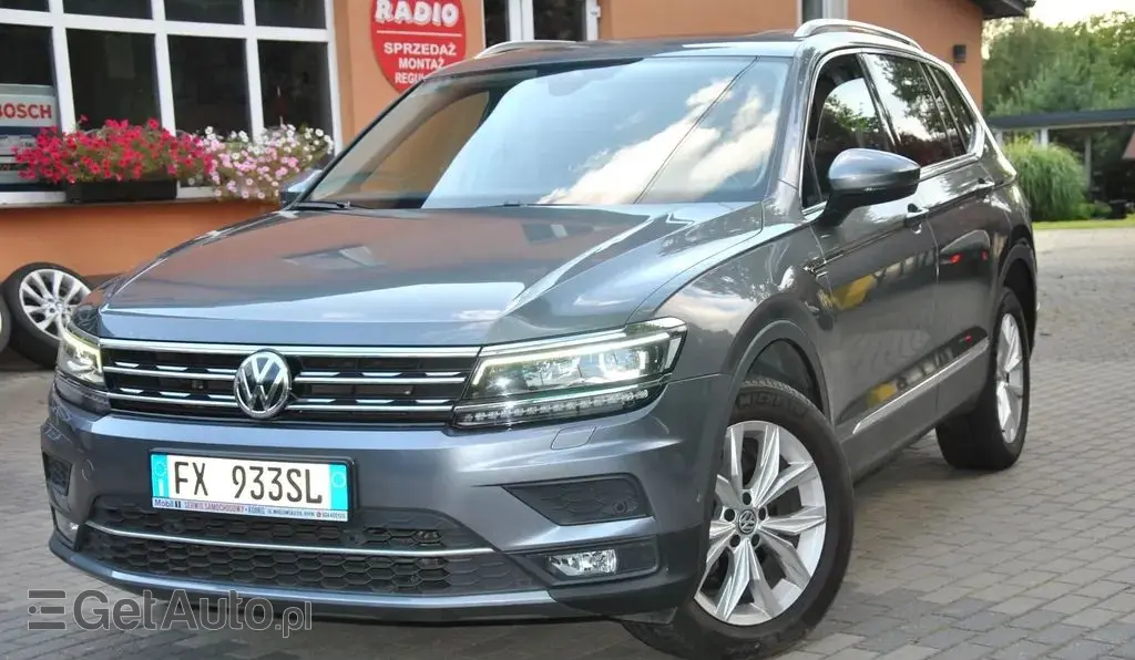 VOLKSWAGEN Tiguan 