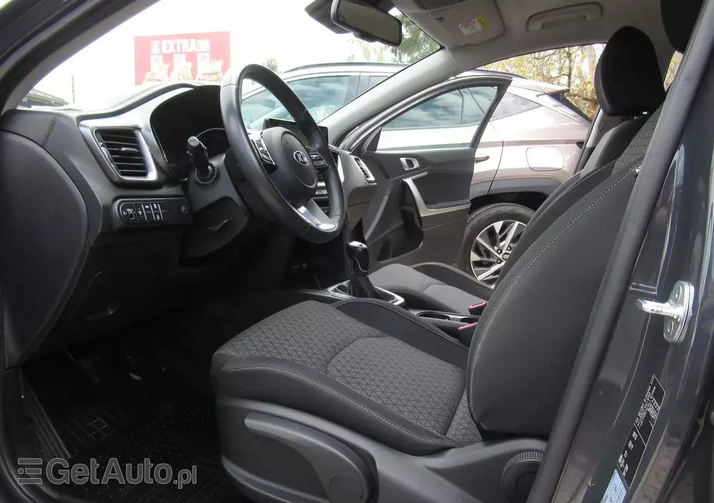 KIA Ceed 1.4 T-GDI M