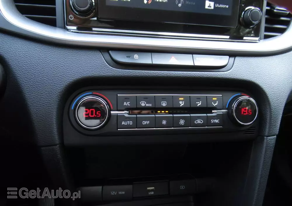 KIA Ceed 1.4 T-GDI M