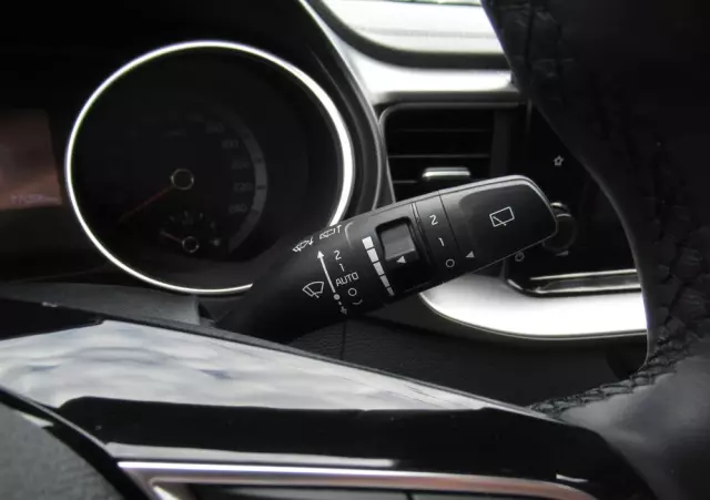 KIA Ceed 1.4 T-GDI M