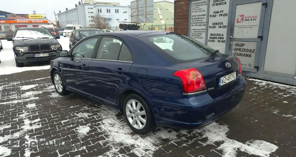 TOYOTA Avensis 