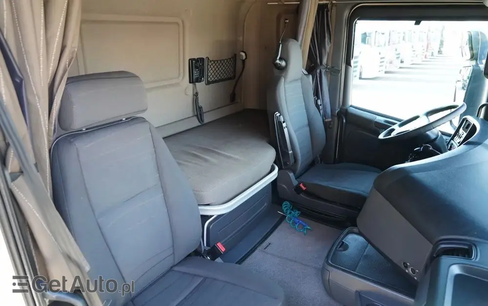 SCANIA R 450 / RETARDER / PEŁNY ADR /  CROWN EDITION STREAMLINE / KLIMA POSTOJOWA / ALUFELGI 