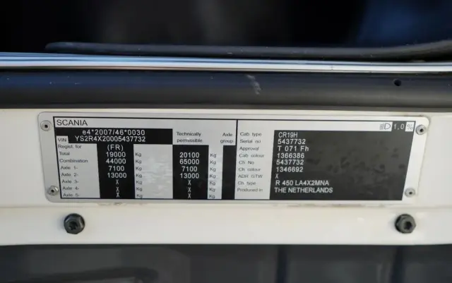 SCANIA R 450 / RETARDER / PEŁNY ADR /  CROWN EDITION STREAMLINE / KLIMA POSTOJOWA / ALUFELGI 