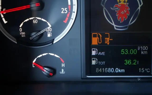 SCANIA R 450 / RETARDER / PEŁNY ADR /  CROWN EDITION STREAMLINE / KLIMA POSTOJOWA / ALUFELGI 