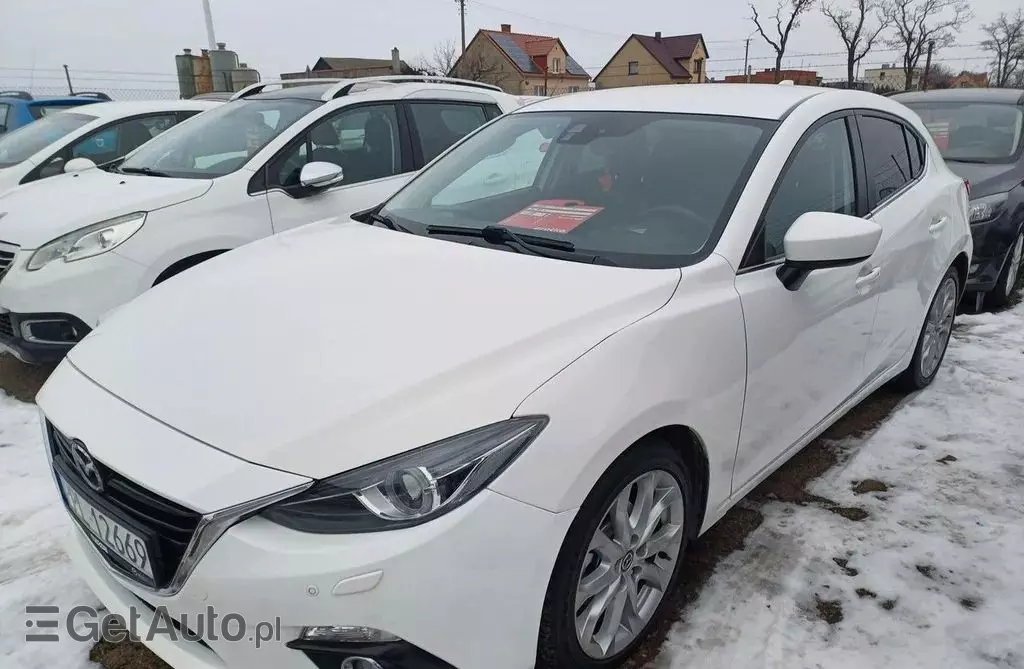 MAZDA 3 