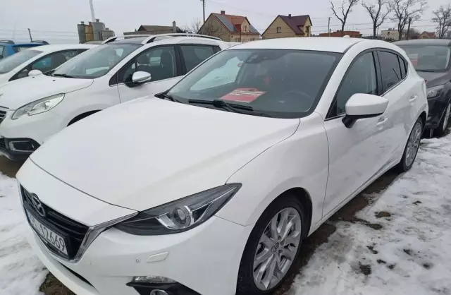 MAZDA 3 