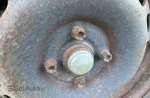 AUDI 80 