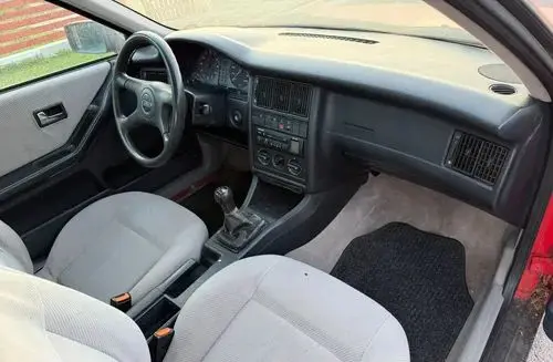 AUDI 80 