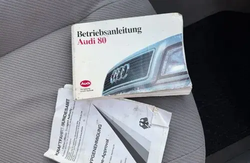 AUDI 80 