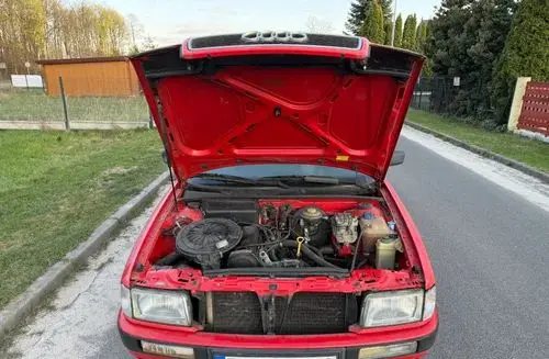 AUDI 80 