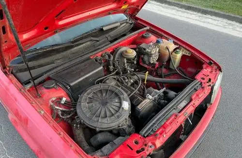 AUDI 80 