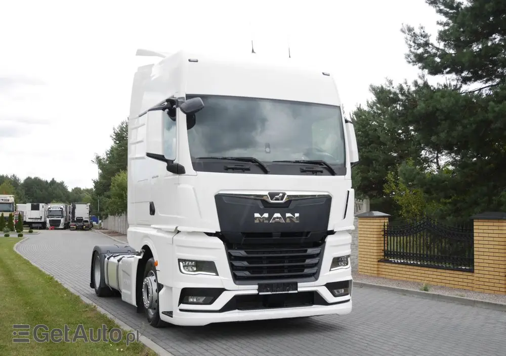 MAN TGX 18.470 / LOW DECK/ MEGA/ WYSOKA KABINA/ STAN IDEALNY 