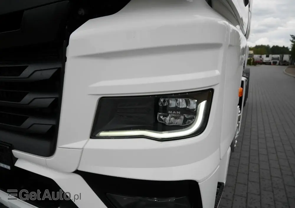 MAN TGX 18.470 / LOW DECK/ MEGA/ WYSOKA KABINA/ STAN IDEALNY 
