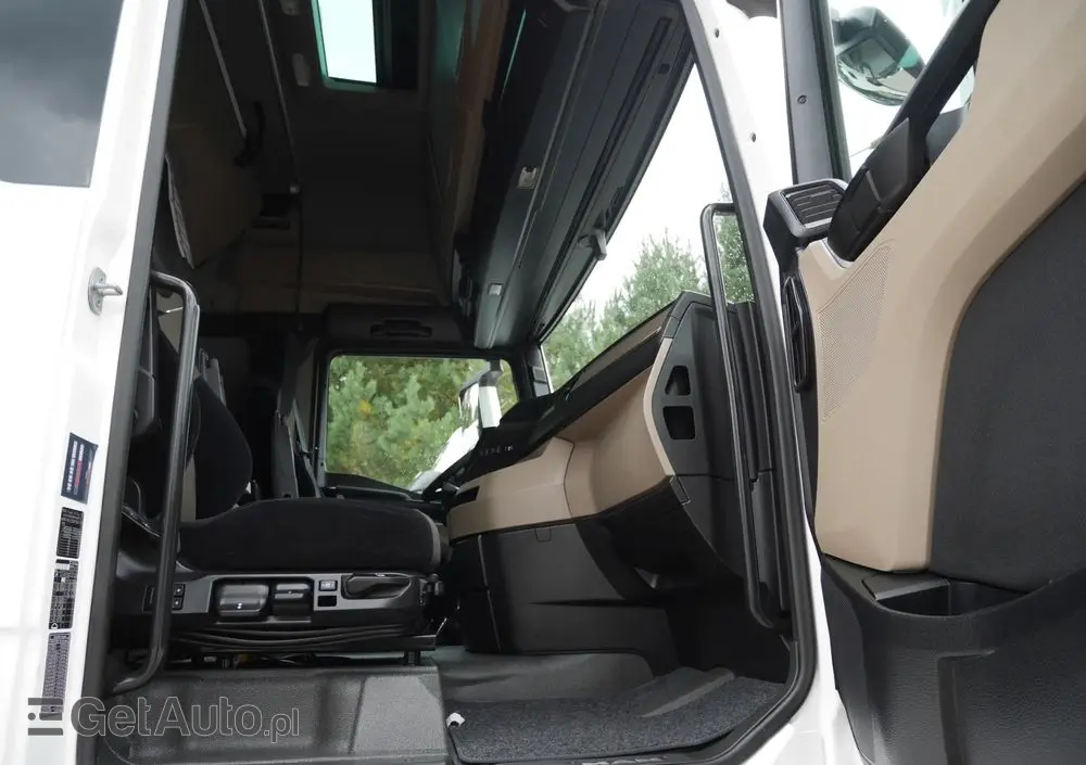 MAN TGX 18.470 / LOW DECK/ MEGA/ WYSOKA KABINA/ STAN IDEALNY 