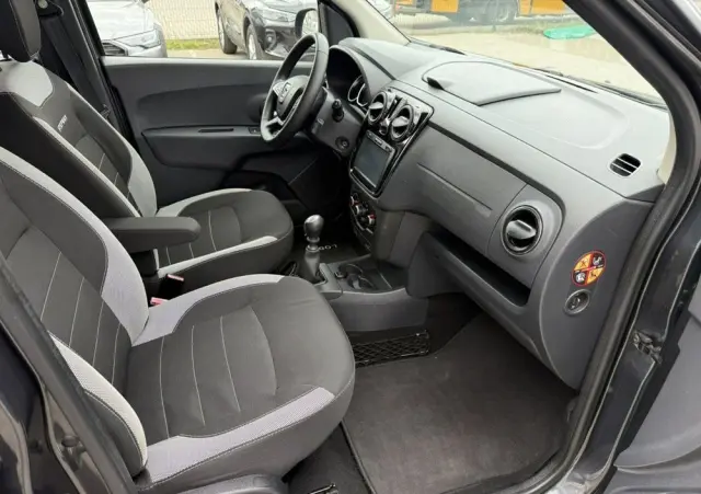 DACIA Lodgy DCi 110 Stepway