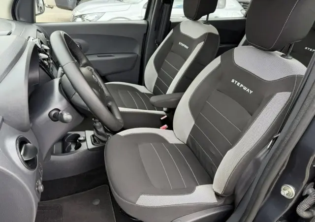 DACIA Lodgy DCi 110 Stepway
