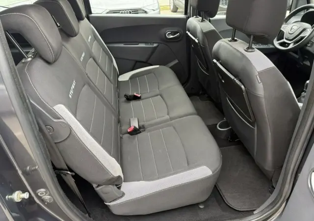 DACIA Lodgy DCi 110 Stepway