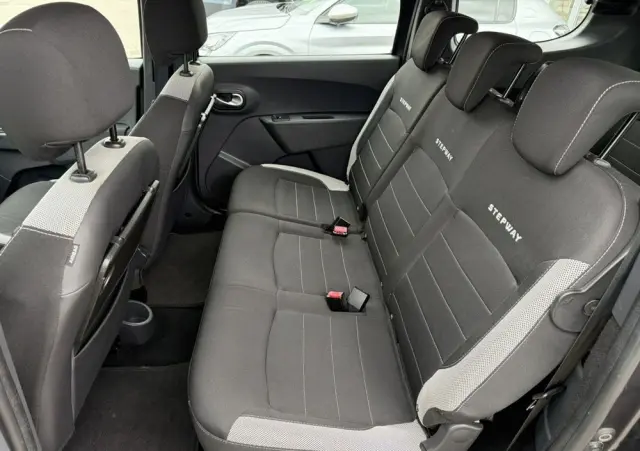 DACIA Lodgy DCi 110 Stepway