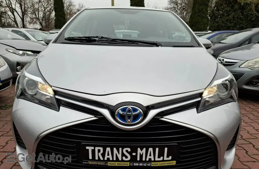 TOYOTA Yaris 