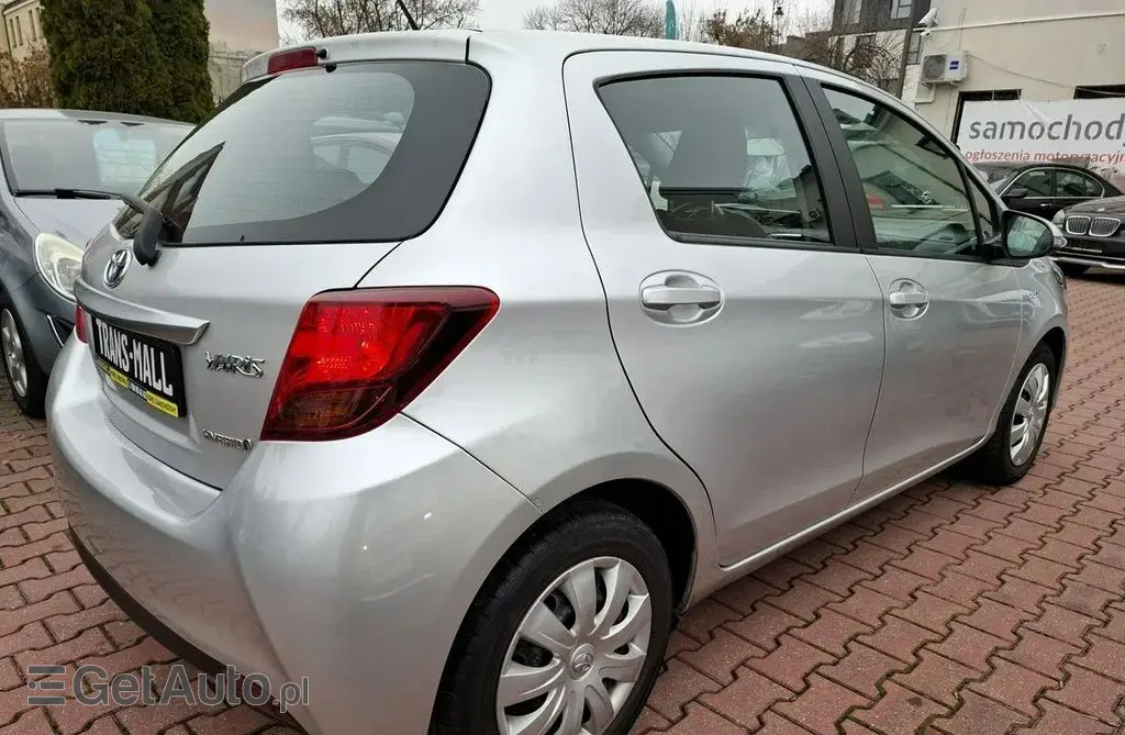 TOYOTA Yaris 