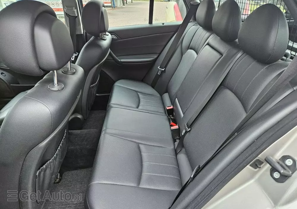 MERCEDES-BENZ Klasa C 180 T Kompressor Automatik Avantgarde