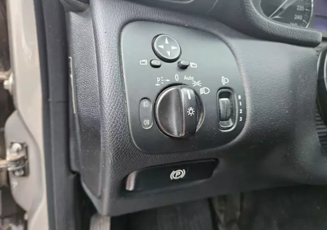 MERCEDES-BENZ Klasa C 180 T Kompressor Automatik Avantgarde