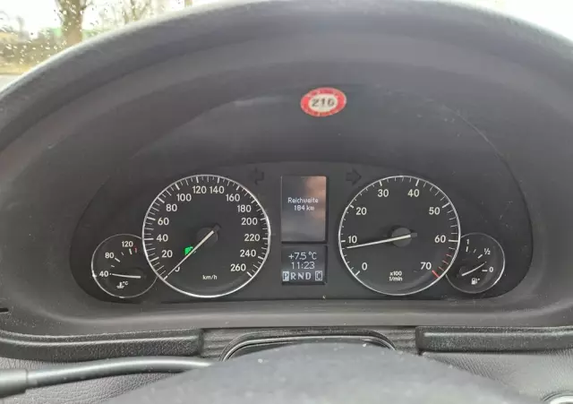 MERCEDES-BENZ Klasa C 180 T Kompressor Automatik Avantgarde